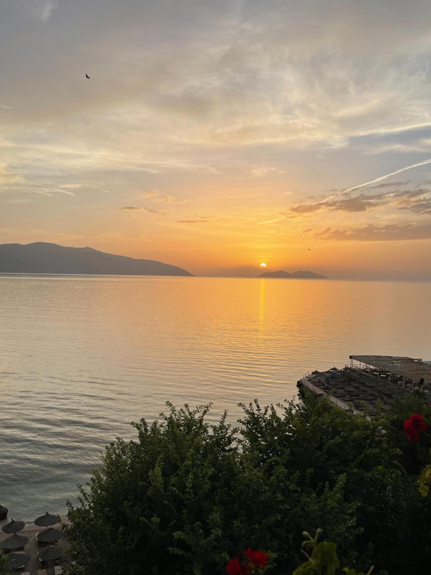 Envi Hotel Vlorë Exterior foto